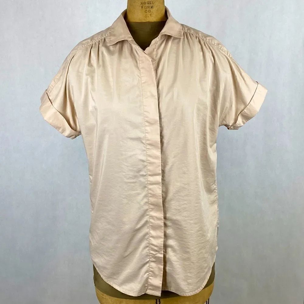 Gap Button Down Shirt Small Short Sleeve Gathered Shoulders Blouse